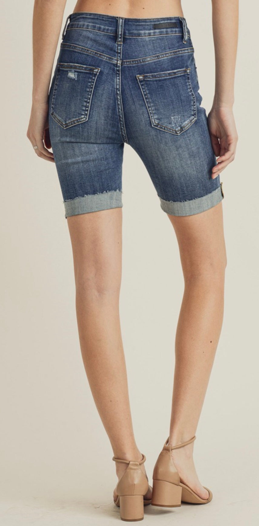 HI-RISE DISTRESSED LONG CUFFED SHORTS DARK BLUE