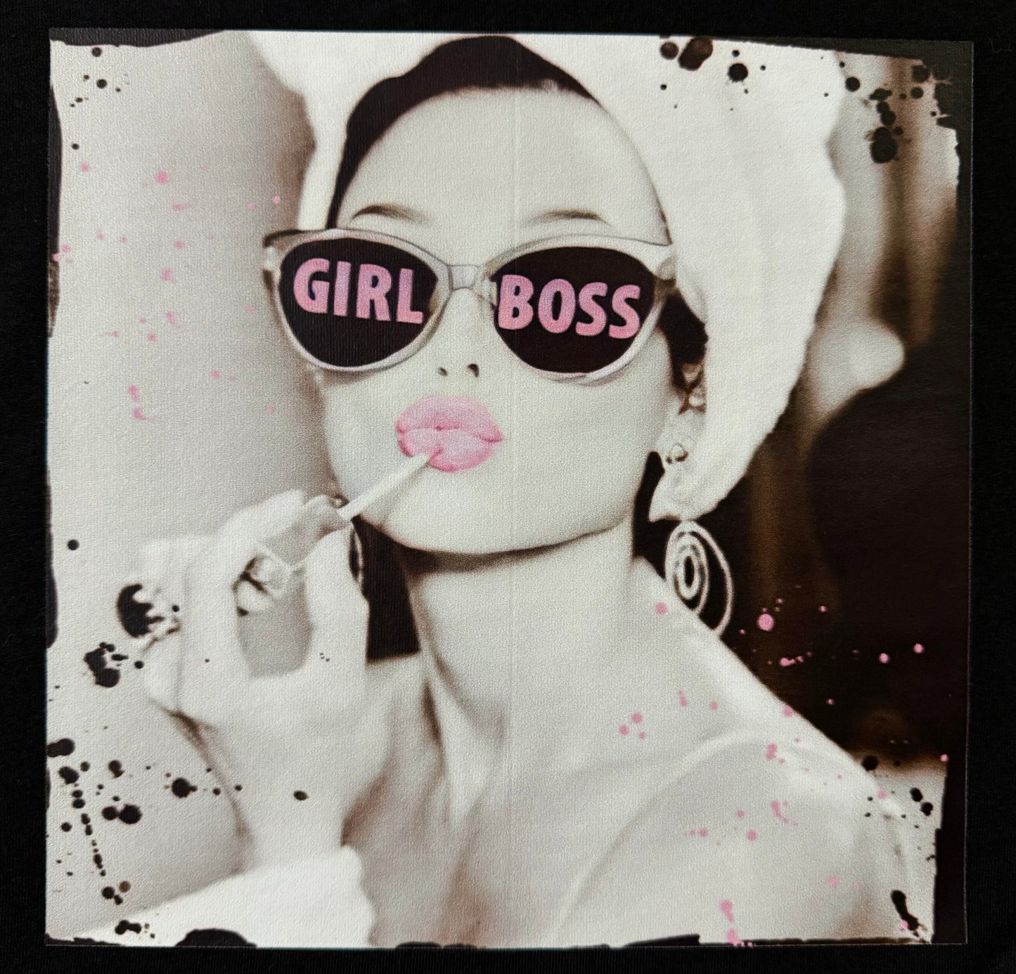 GIRL BOSS GRAPHIC T