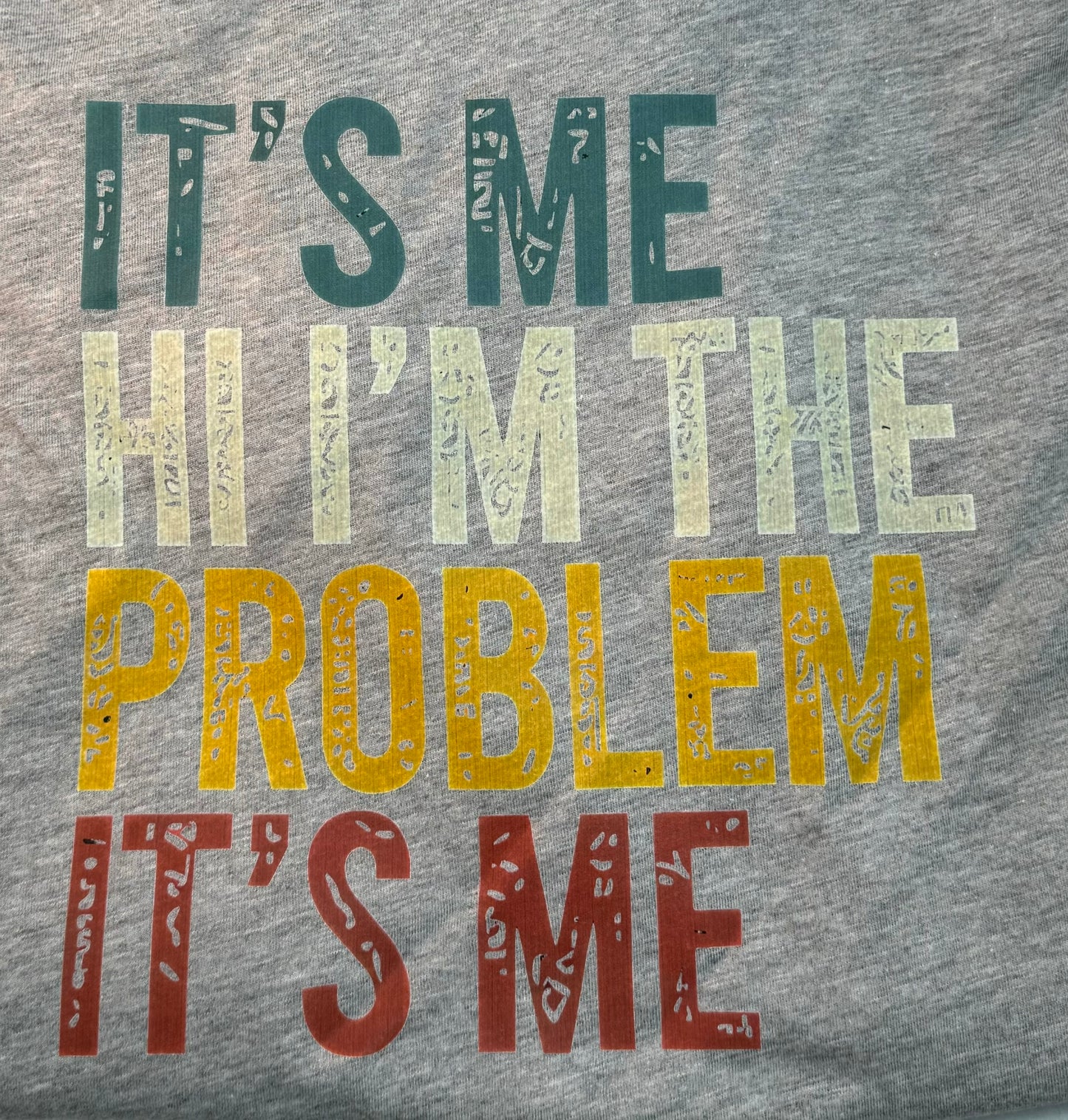 It's Me Graphic T-Shirt