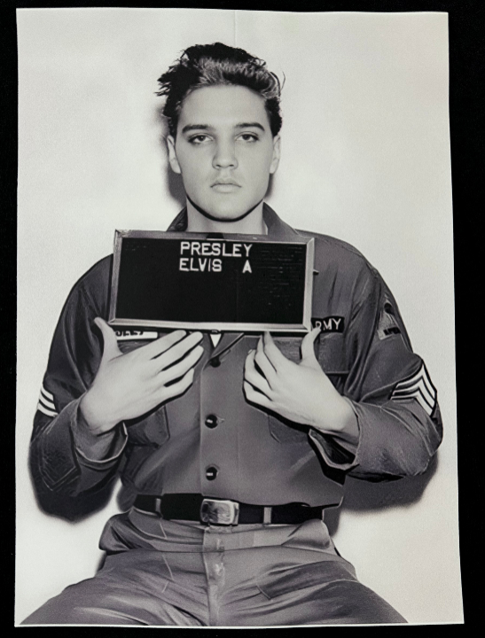 ELVIS MUG SHOT GRAPHIC T