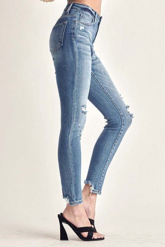 High Rise Vintage Washed Skinny Jean